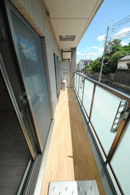 25/30 バルコニー