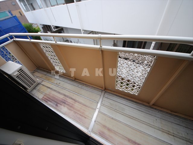 20/30 バルコニー