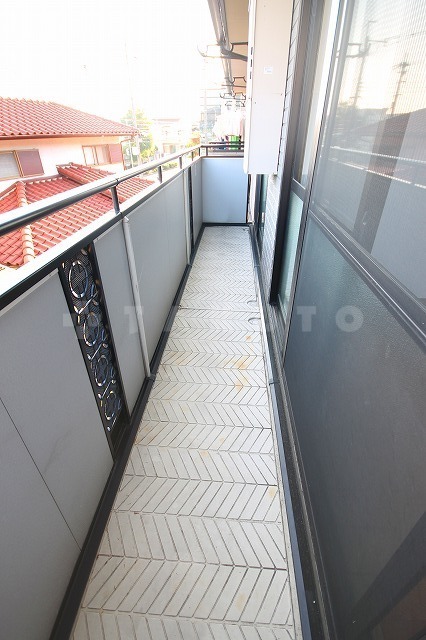 14/25 バルコニー