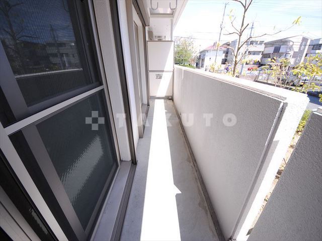 18/28 バルコニー