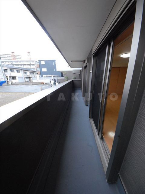 15/18 バルコニー