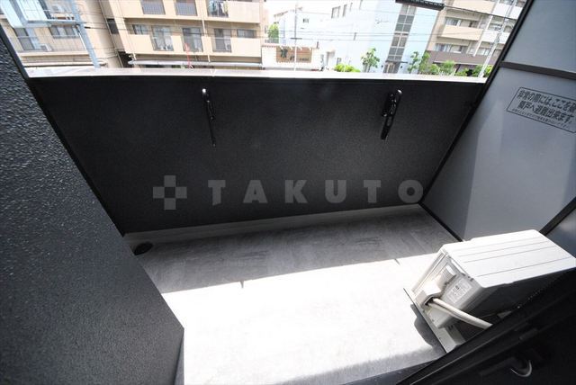 19/28 バルコニー