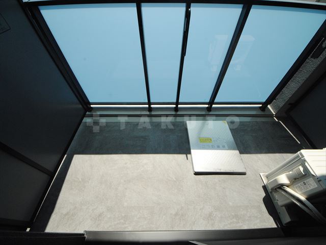 17/27 バルコニー