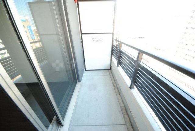 23/30 バルコニー