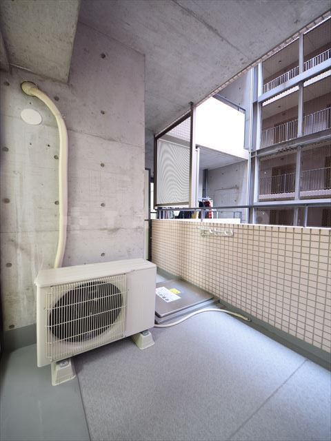 25/30 バルコニー