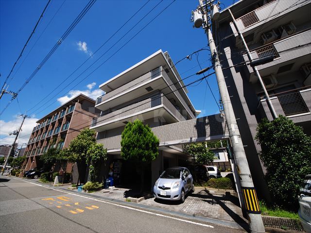 1/24 外観