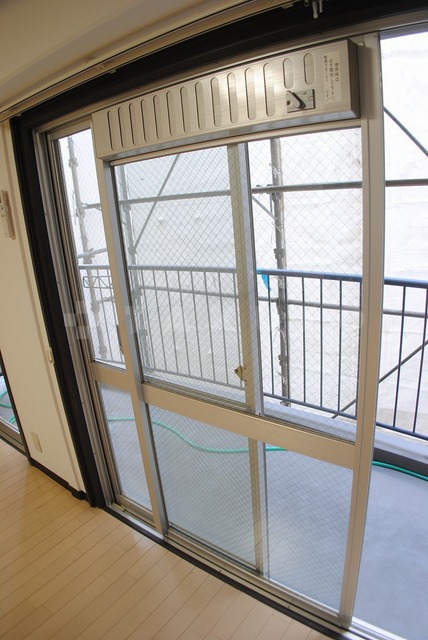 15/27 バルコニー