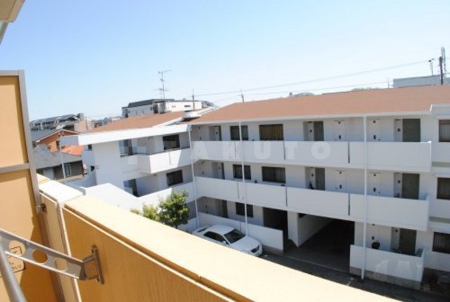 19/30 バルコニー