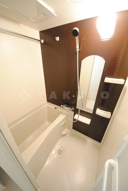 14/30 浴室