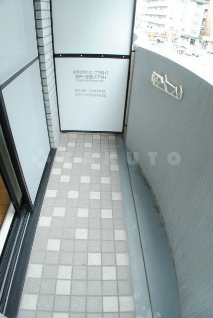 15/27 バルコニー