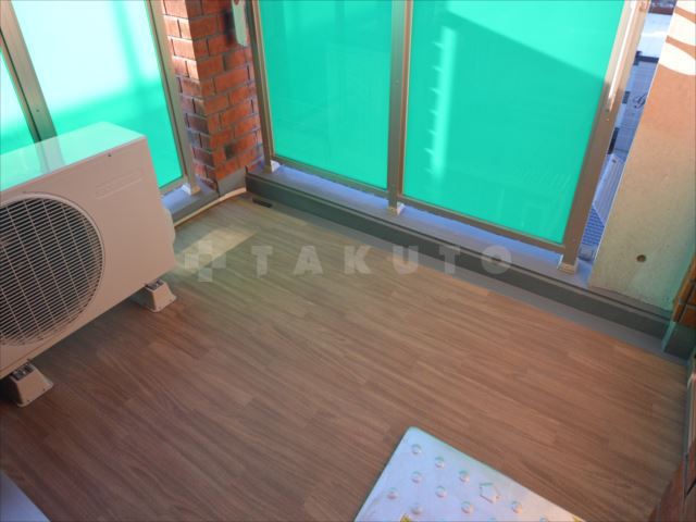 21/30 バルコニー