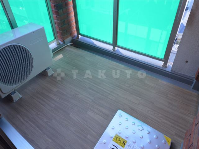 23/30 バルコニー