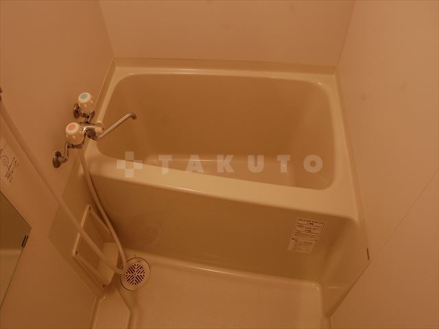 17/30 浴室