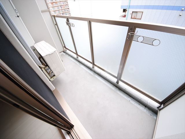 20/30 バルコニー
