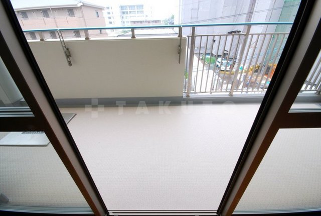 28/30 バルコニー