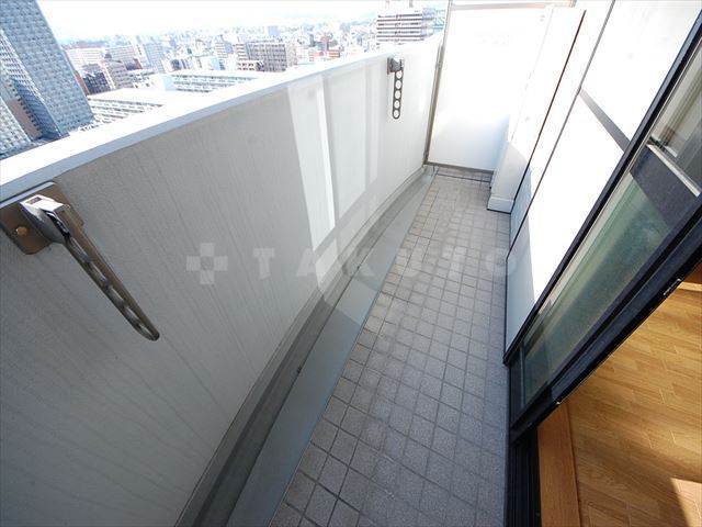 23/30 バルコニー