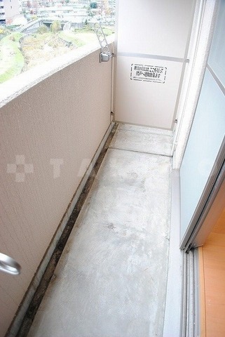 18/26 バルコニー