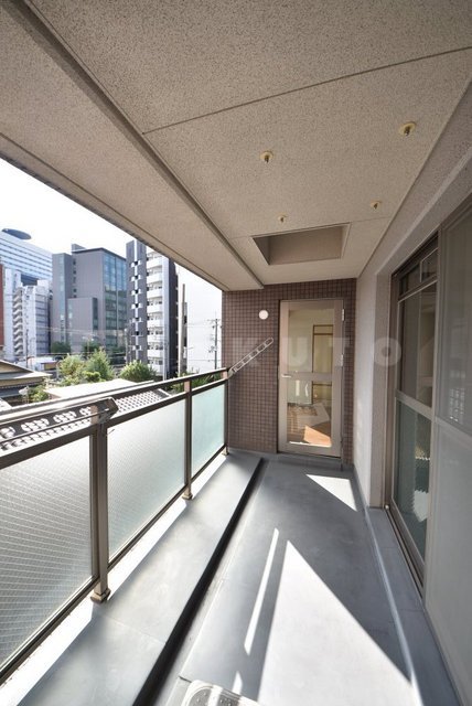 22/30 バルコニー