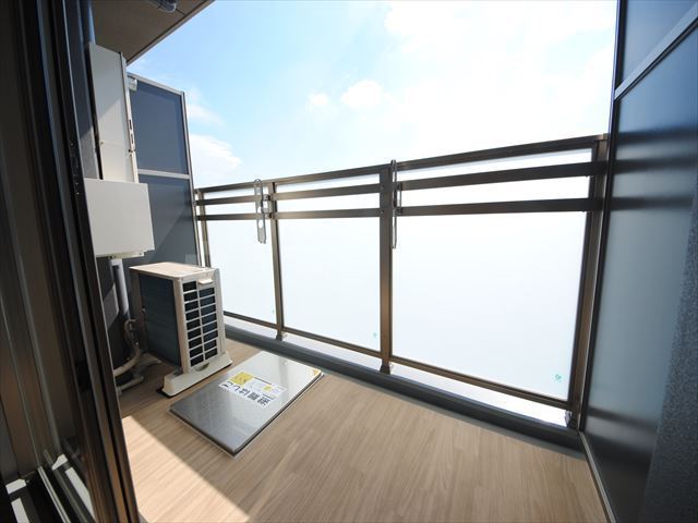 15/26 バルコニー