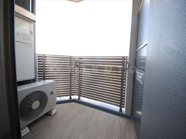 14/30 バルコニー