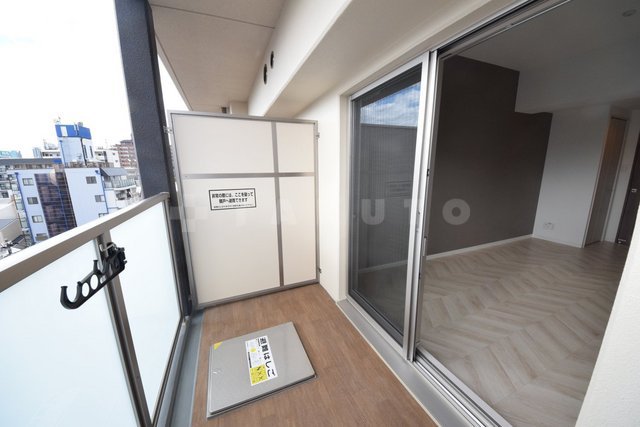 15/26 バルコニー