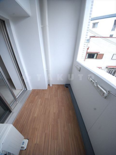 15/28 バルコニー