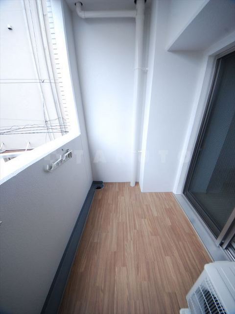 17/30 バルコニー