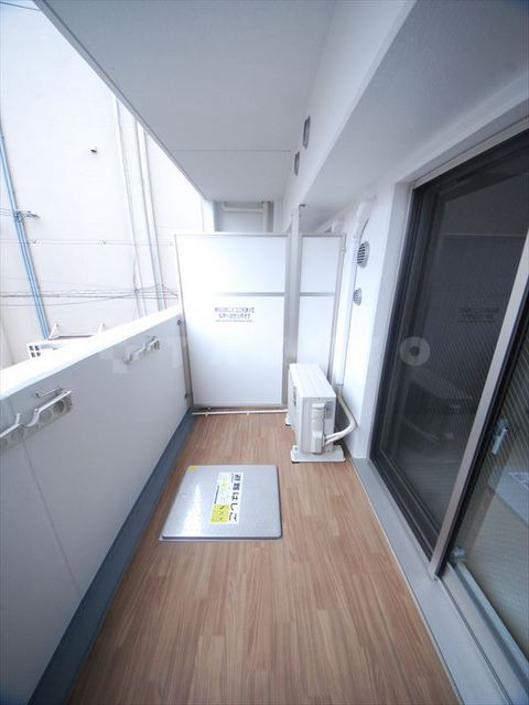 15/27 バルコニー