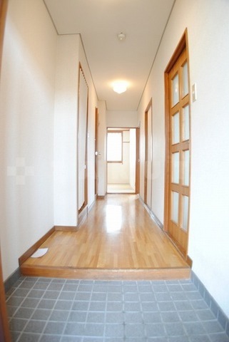 14/30 玄関
