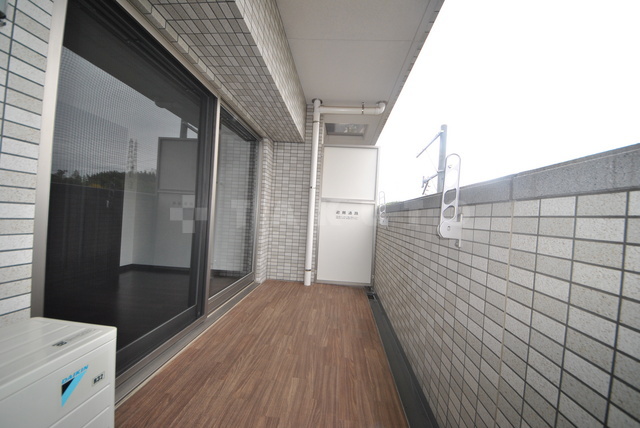 19/30 バルコニー