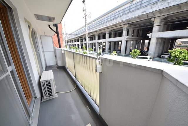 19/30 バルコニー