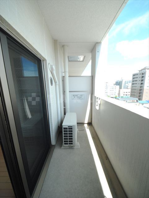 27/30 バルコニー