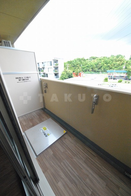 14/28 バルコニー