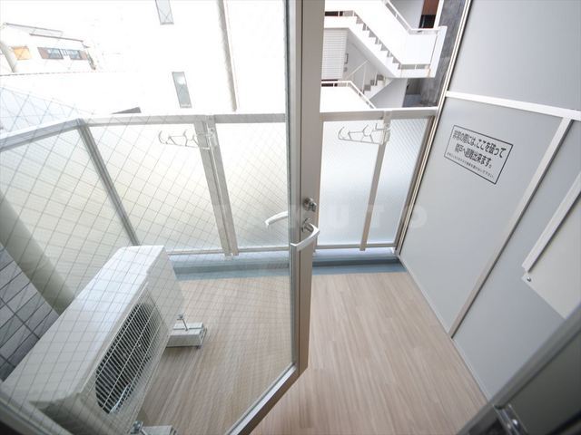 14/27 バルコニー