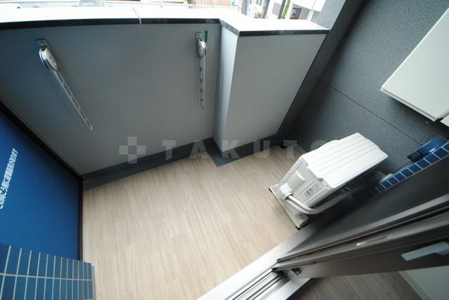 25/30 バルコニー