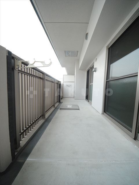 19/30 バルコニー