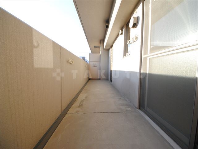 20/30 バルコニー