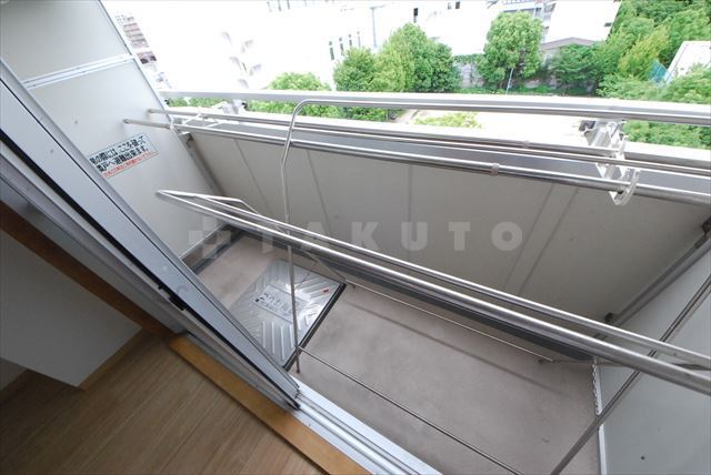 18/30 バルコニー