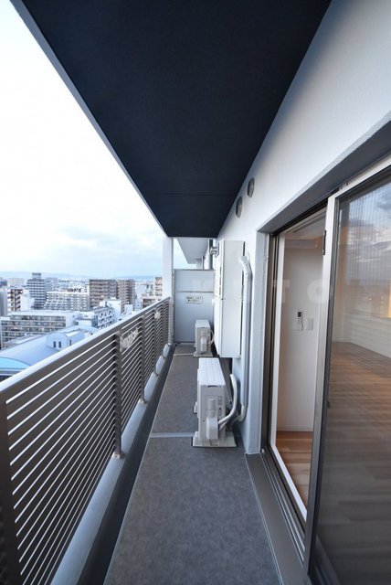 20/30 バルコニー