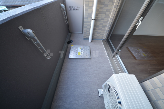 18/30 バルコニー