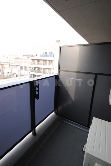 14/23 バルコニー