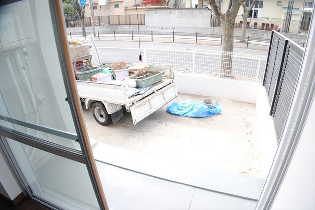 17/23 バルコニー