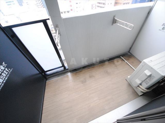 16/28 バルコニー