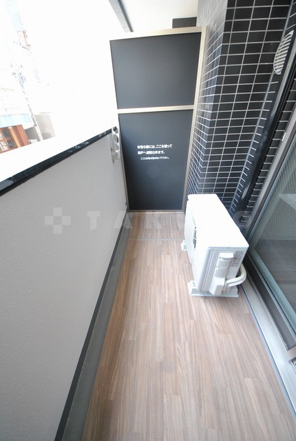 25/30 バルコニー