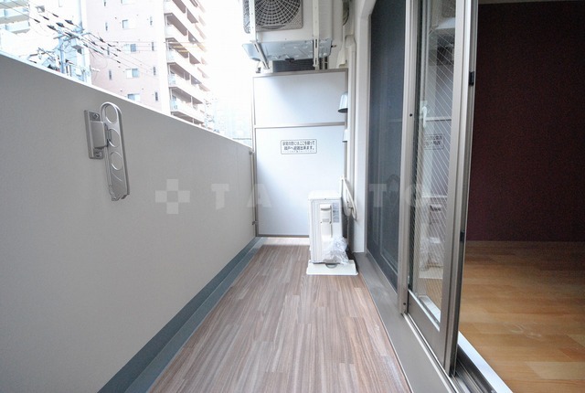 23/30 バルコニー