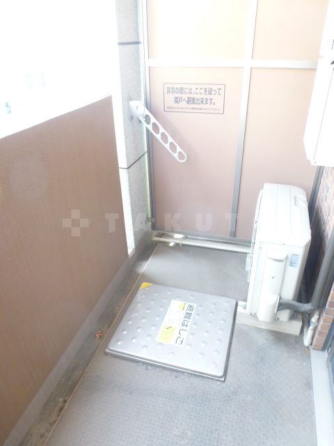 19/26 バルコニー