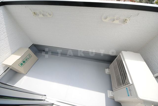 21/30 バルコニー