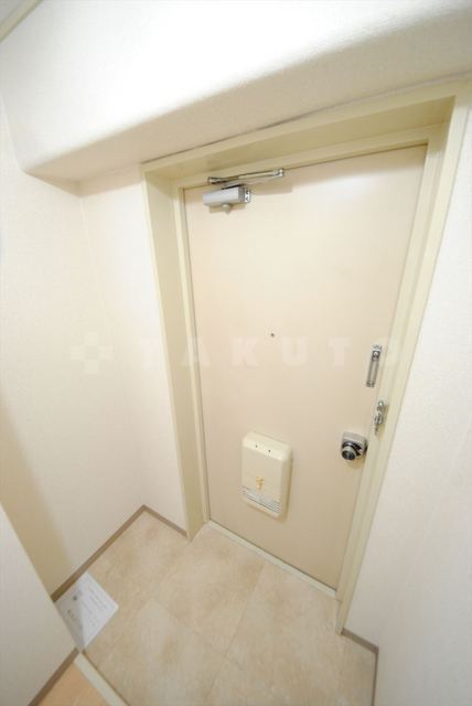 13/30 玄関