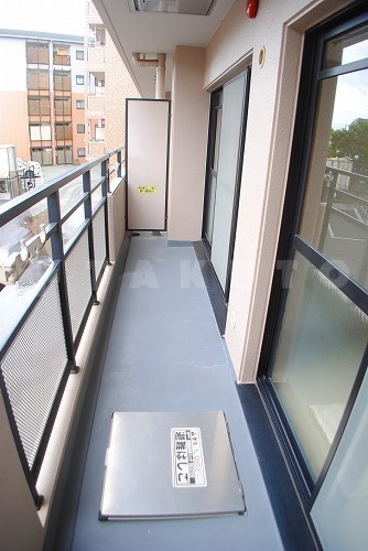 21/30 バルコニー