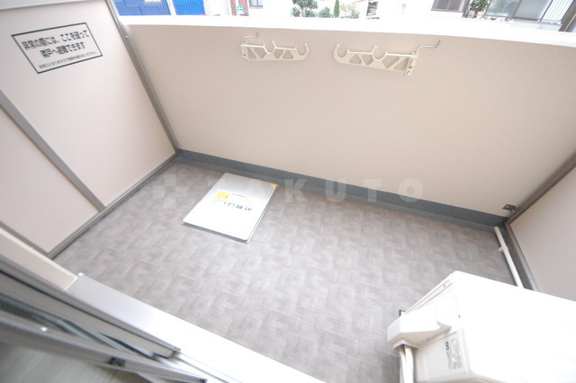 15/27 バルコニー